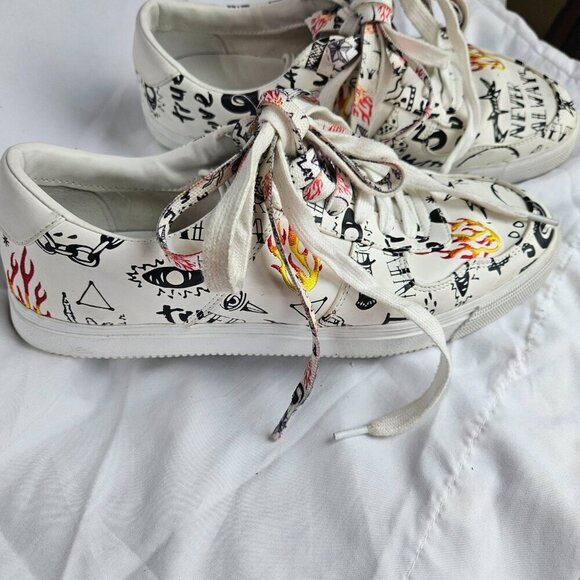 Zara Designer Protest Graffiti Men's Shoes - Picture 3 of 14